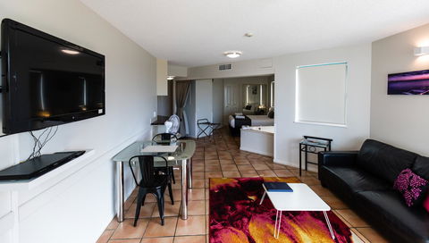 La Promenade - St Kilda Accommodation 17