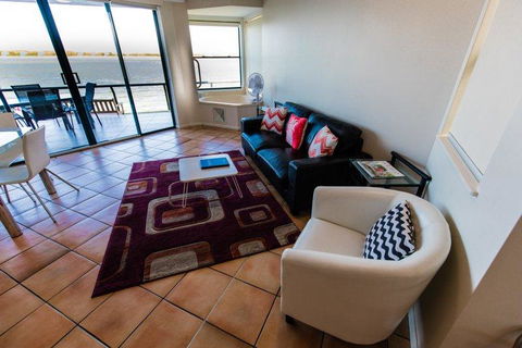 La Promenade - St Kilda Accommodation 3