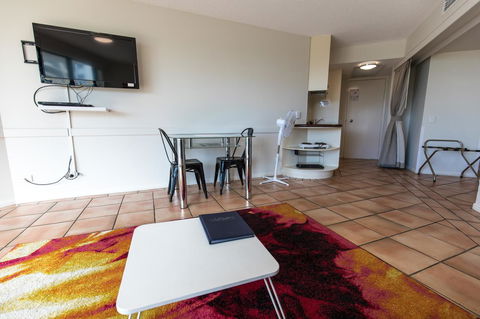 La Promenade - St Kilda Accommodation 15