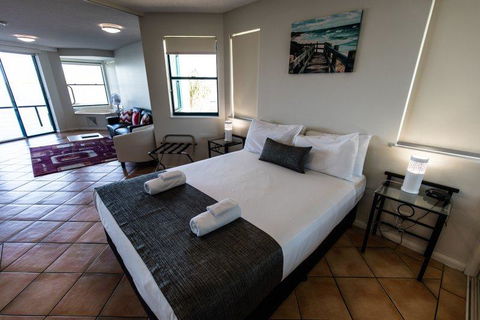 La Promenade - St Kilda Accommodation 1