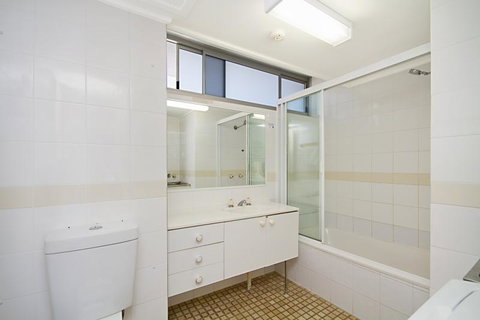 Hibiscus On The Beach - St Kilda Accommodation 10