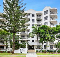 Ritz Resort - St Kilda Accommodation