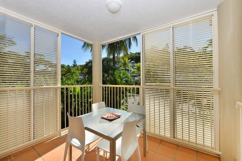 Port Douglas Apartments - Adults Only Oasis - St Kilda Accommodation 6