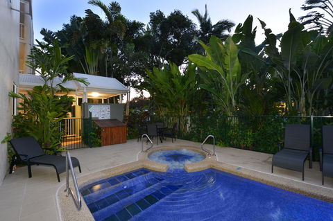 Port Douglas Apartments - Adults Only Oasis - St Kilda Accommodation 19