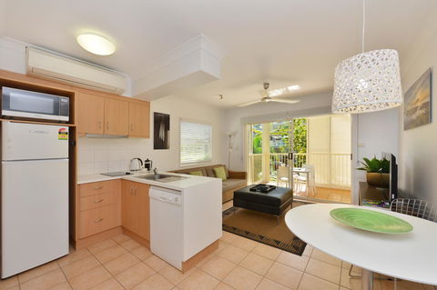 Port Douglas Apartments - Adults Only Oasis - St Kilda Accommodation 0