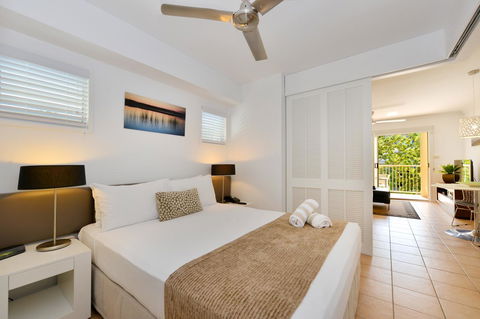 Port Douglas Apartments - Adults Only Oasis - St Kilda Accommodation 31