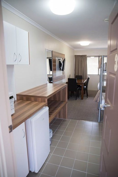 Charleville Motel - St Kilda Accommodation 12