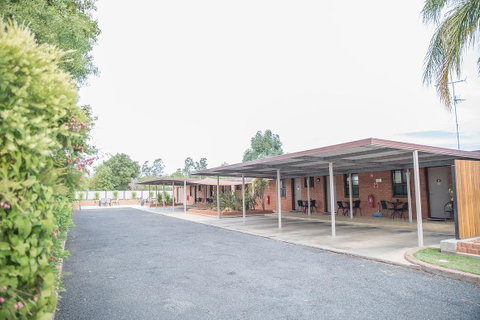 Charleville Motel - St Kilda Accommodation 16