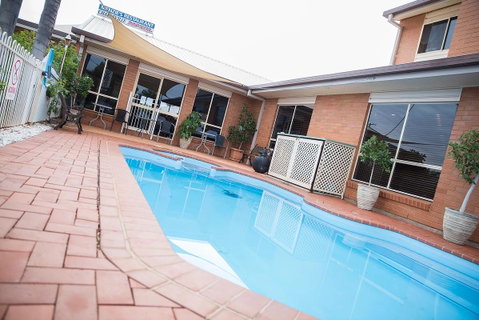 Charleville Motel - St Kilda Accommodation 1