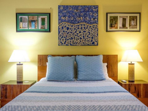 Five Bimba (Tractor House) - St Kilda Accommodation 5