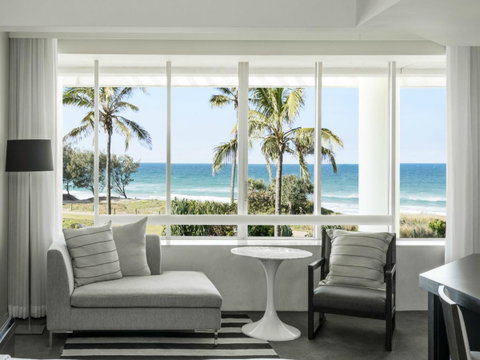 Sheraton Grand Mirage Resort Gold Coast - St Kilda Accommodation 6