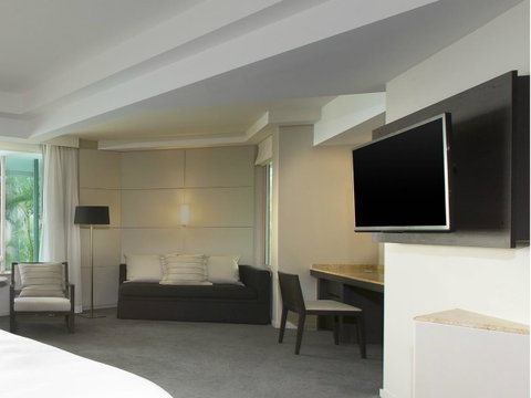 Sheraton Grand Mirage Resort Gold Coast - St Kilda Accommodation 7