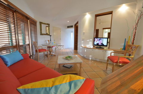 Martinique On Macrossan - St Kilda Accommodation 2