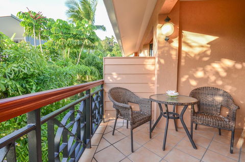Martinique On Macrossan - St Kilda Accommodation 7