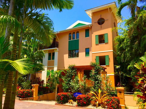 Martinique On Macrossan - St Kilda Accommodation 0