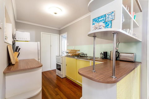 Fabulous Family Destination In Paradise Parade, Bongaree - St Kilda Accommodation 15