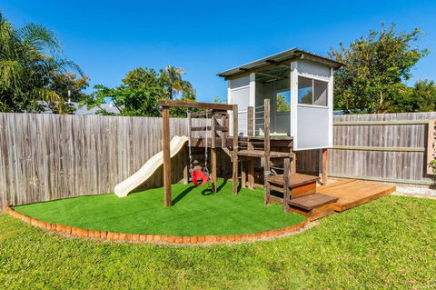 Fabulous Family Destination In Paradise Parade, Bongaree - St Kilda Accommodation 11