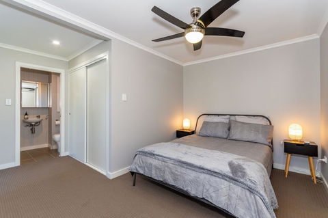 Fabulous Family Destination In Paradise Parade, Bongaree - St Kilda Accommodation 17