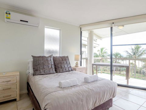 Mooloomba Five - St Kilda Accommodation 8
