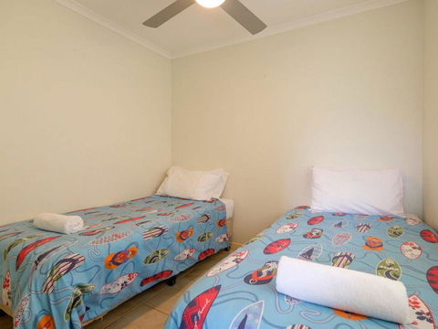 Mooloomba Five - St Kilda Accommodation 9