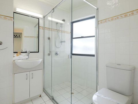 Mooloomba Five - St Kilda Accommodation 5