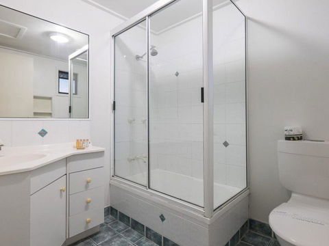 Billa Blue By Discover Stradbroke - St Kilda Accommodation 8