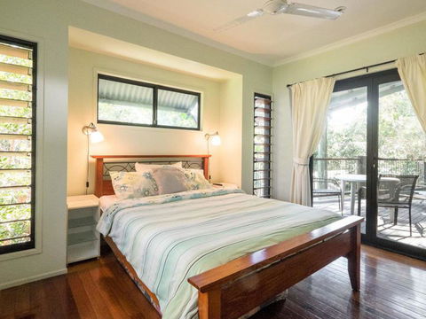 Billa Blue By Discover Stradbroke - St Kilda Accommodation 0