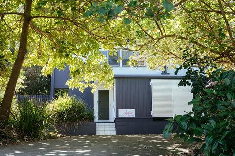 Point Break Beach House - St Kilda Accommodation 1