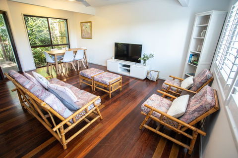 Point Break Beach House - St Kilda Accommodation 5