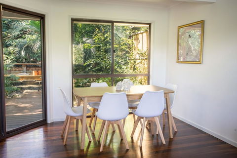 Point Break Beach House - St Kilda Accommodation 6