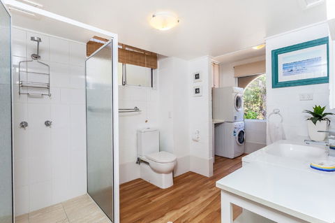The Islander - St Kilda Accommodation 16