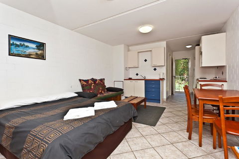 The Islander - St Kilda Accommodation 21