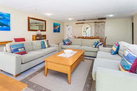 The Islander - St Kilda Accommodation 40