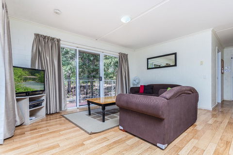 The Islander - St Kilda Accommodation 4