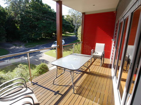 Allora 2 - St Kilda Accommodation 9