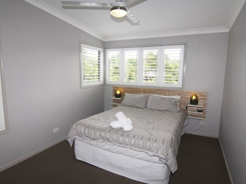 Beachside By Discover Stradbroke - St Kilda Accommodation 9