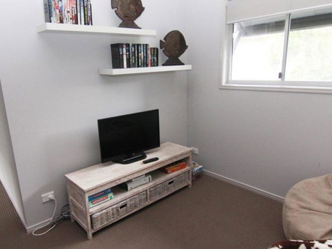 Beachside By Discover Stradbroke - St Kilda Accommodation 7