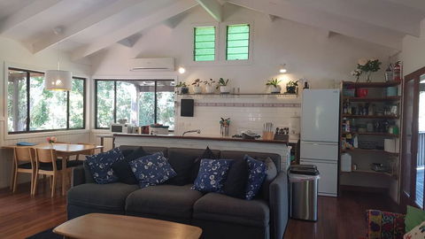 1 Bedroom Home Surrounded By Nature - St Kilda Accommodation 2