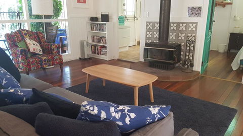 1 Bedroom Home Surrounded By Nature - St Kilda Accommodation 3