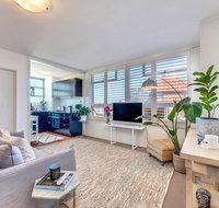 10 Barncleuth Square - St Kilda Accommodation