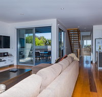 10 Sands Bvd - St Kilda Accommodation