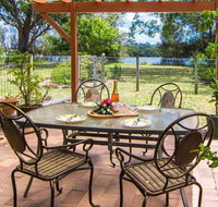 11 Bay Street - waterfront holiday - St Kilda Accommodation