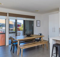 13 Shore Place - St Kilda Accommodation