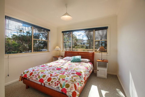 164 Mitchell Pde - Spectacular Views - St Kilda Accommodation 2