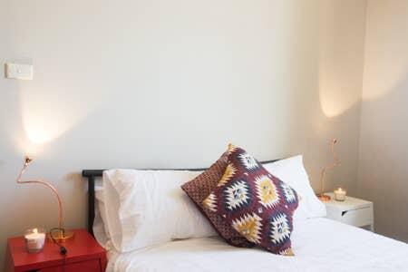 2 Bedroom Harbour View At The Rocks Heart Of CBD - St Kilda Accommodation 1