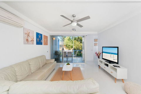 2 Cirrus - St Kilda Accommodation 2