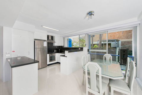 2 Cirrus - St Kilda Accommodation 3
