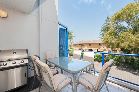 2 Cirrus - St Kilda Accommodation 0