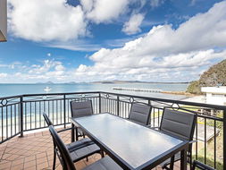 Book Summerland Point Accommodation St Kilda Accommodation St Kilda Accommodation