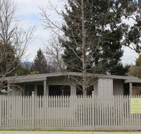 20 Toorak Rd Bright - St Kilda Accommodation